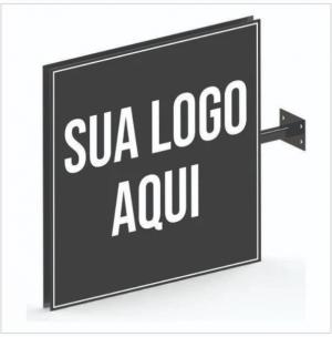 Placa Urbana ACM Frente e Verso 60x60 cm ACM  2 Lados (Frente e Verso) Vinil autoadesivo Estrutura Metalon 20x20 